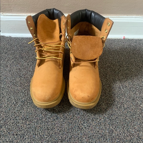 Tan Timberlands Size-8 - Picture 1 of 5